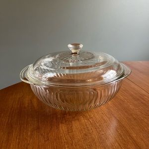 Vintage Pyrex 024-S Clear Glass Ribbed Casserole 2 QT Dish With Lid